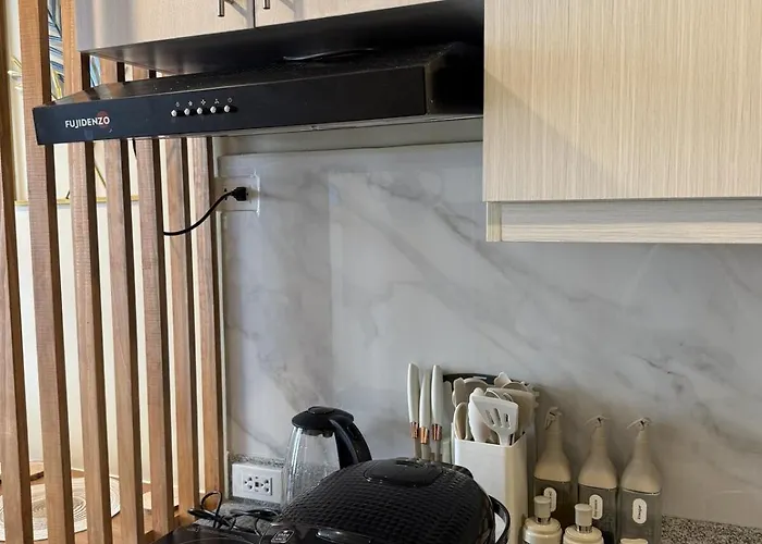 Modern And Cozy Unit With Balcony Near Ayala Center * Cebu