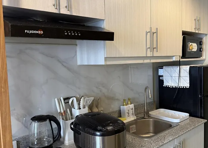 Modern And Cozy Unit With Balcony Near Ayala Center Cebu